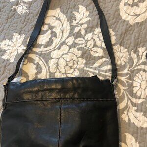 Wmn's black leather shoulder purse
